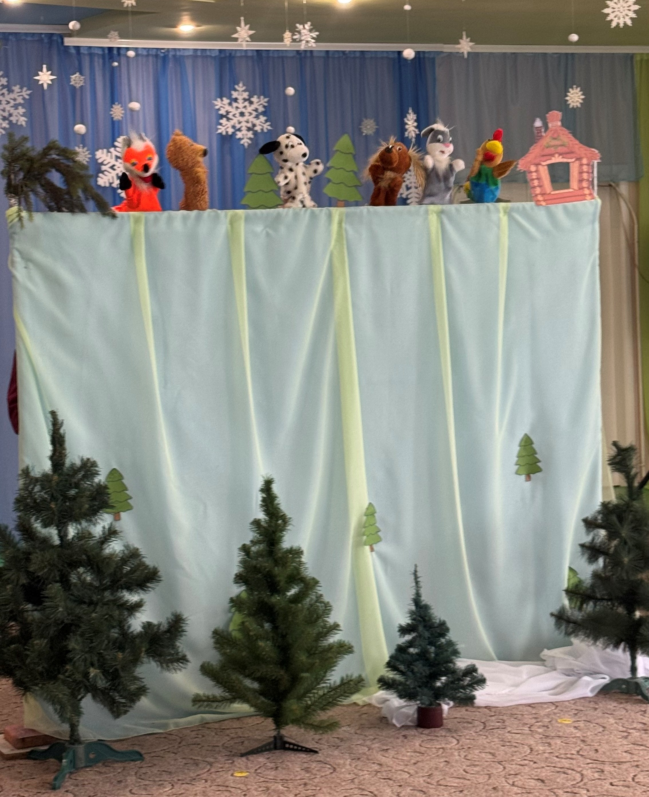 Фото без опису