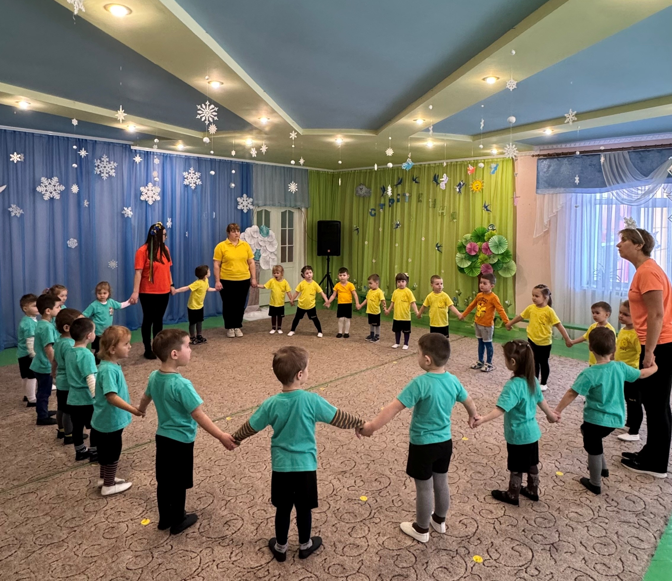 Фото без опису