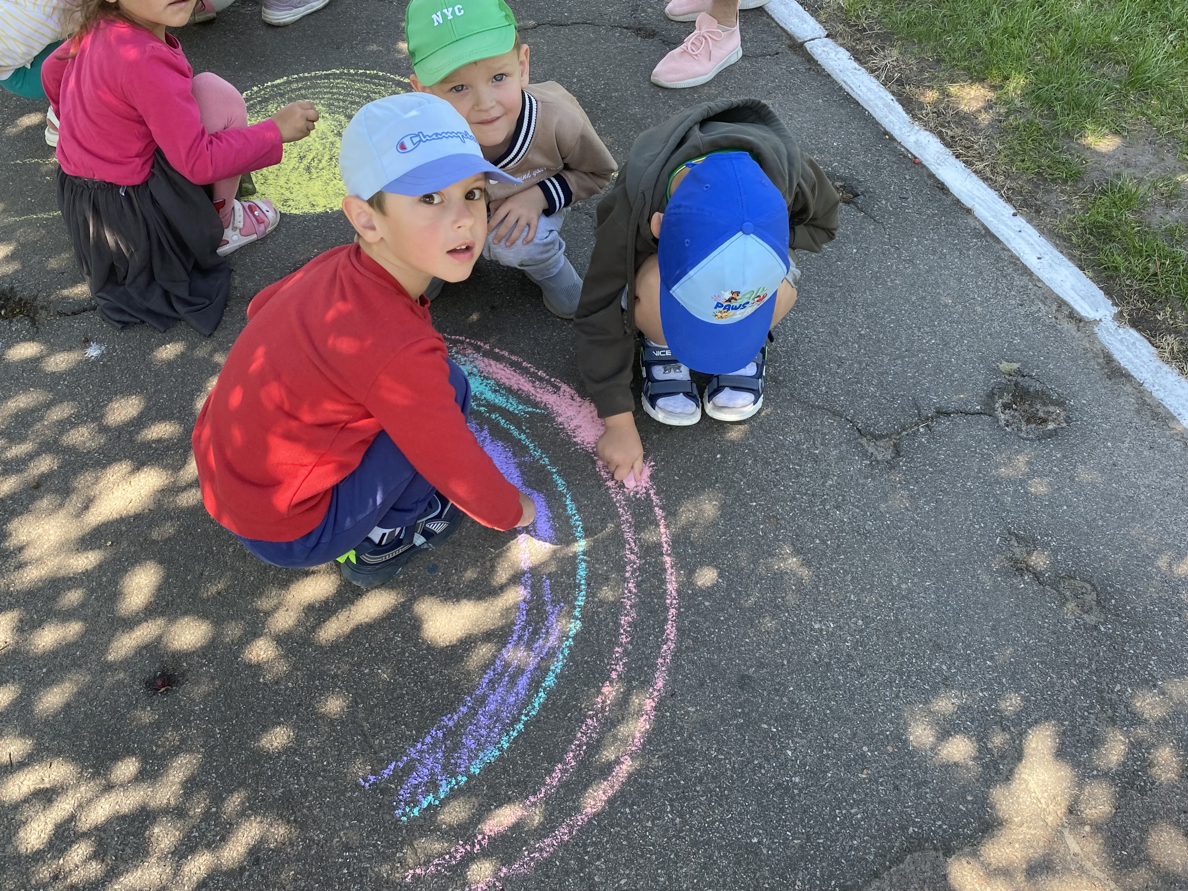 Фото без опису