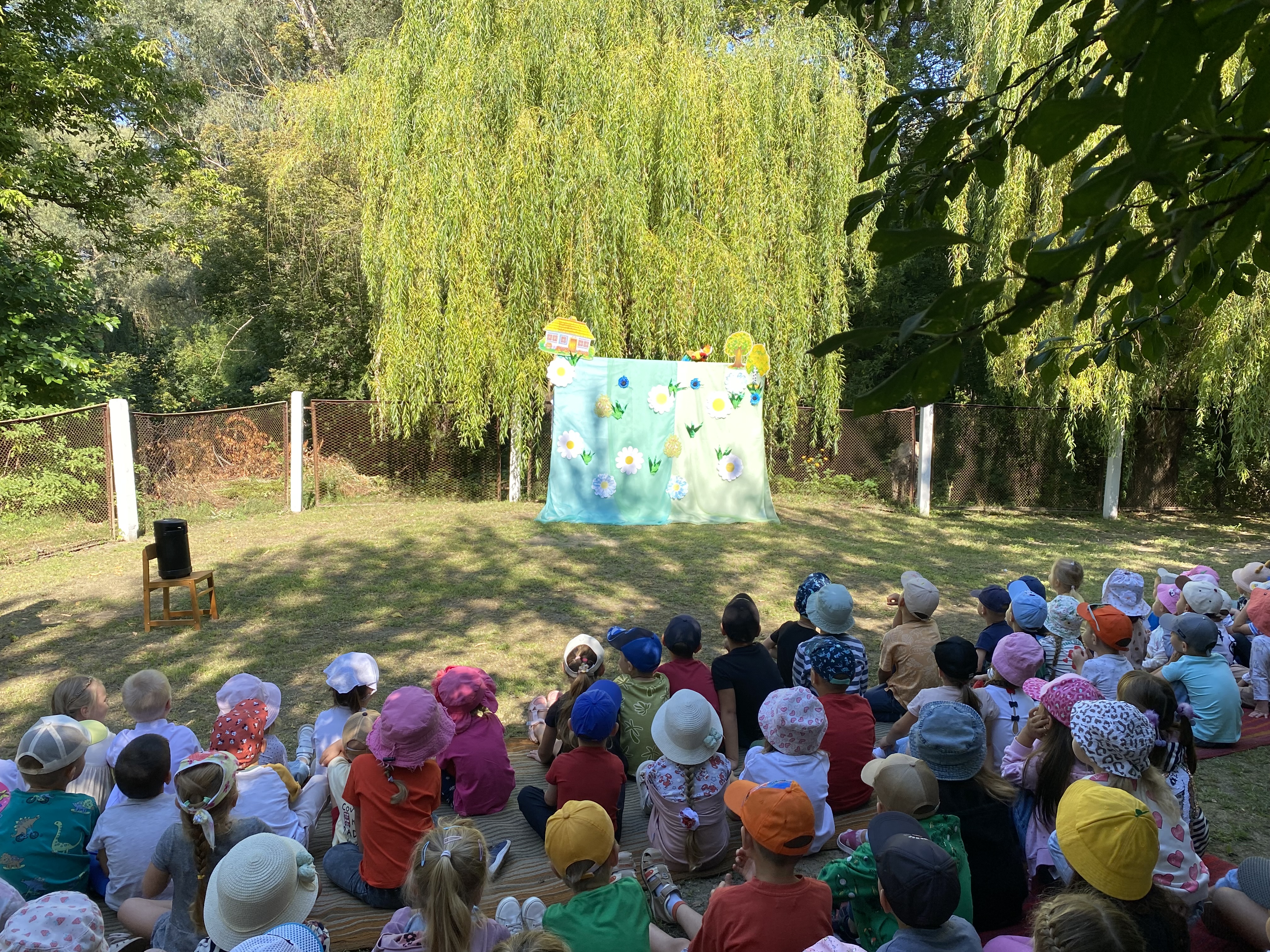 Фото без опису