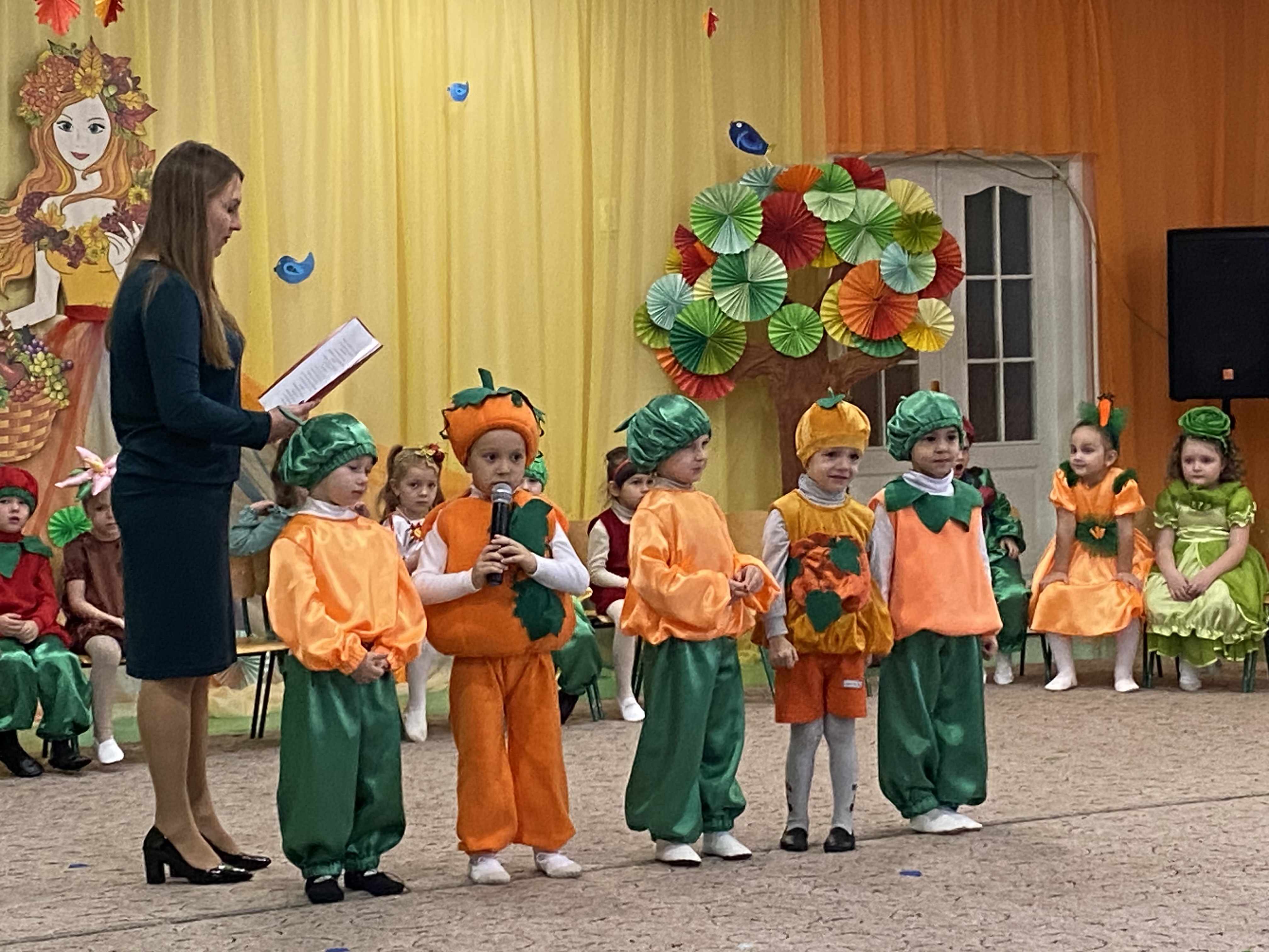 Фото без опису