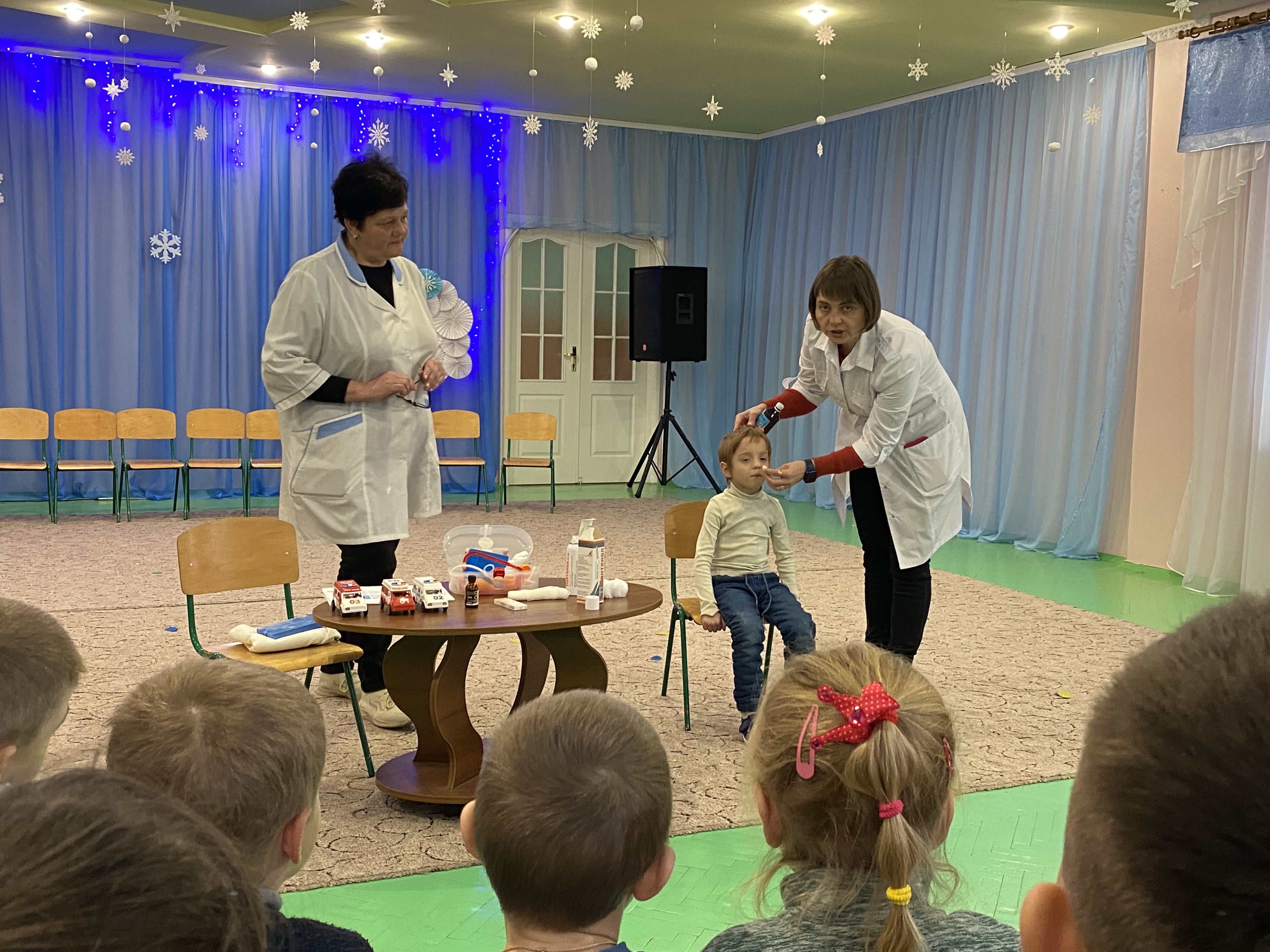 Фото без опису