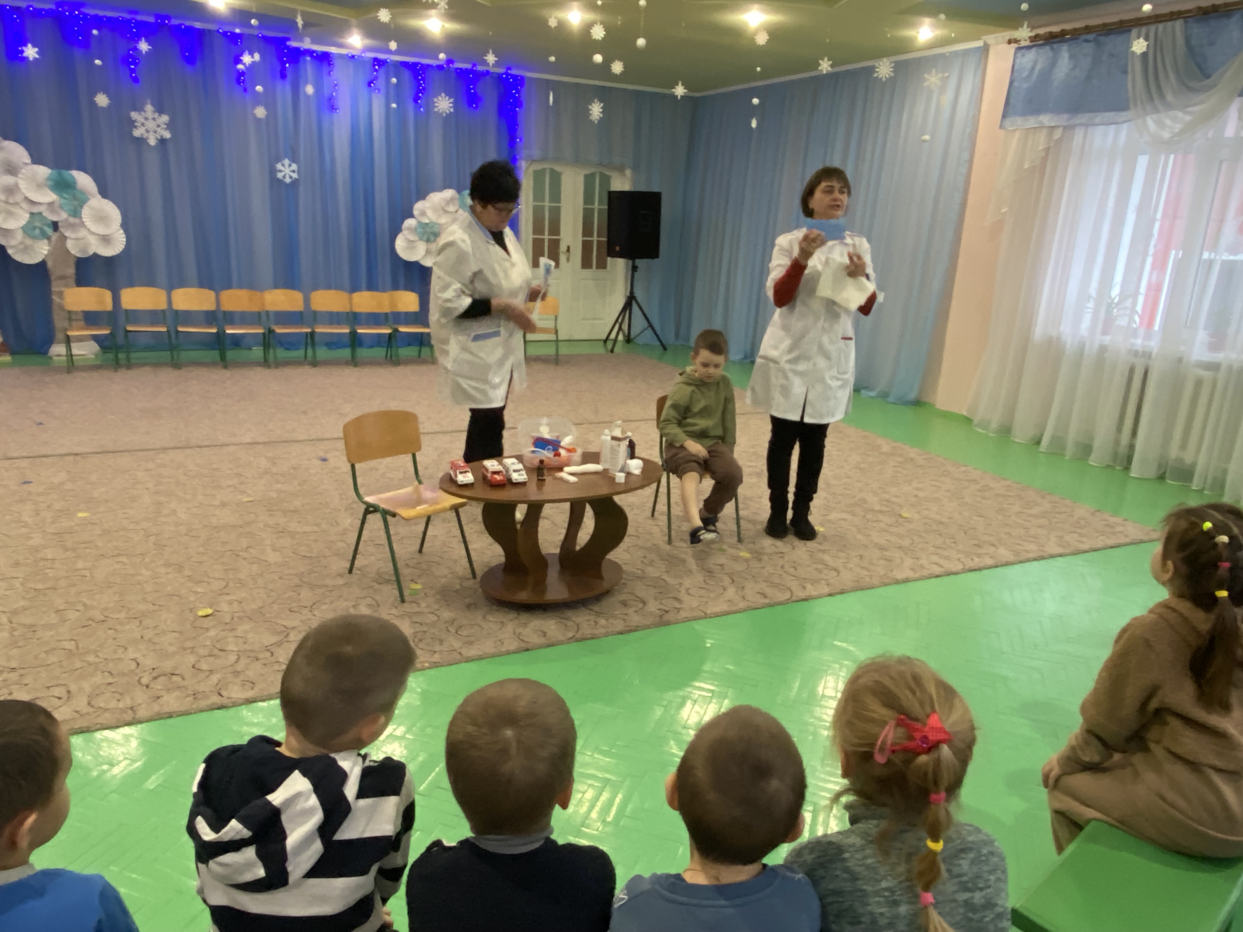 Фото без опису