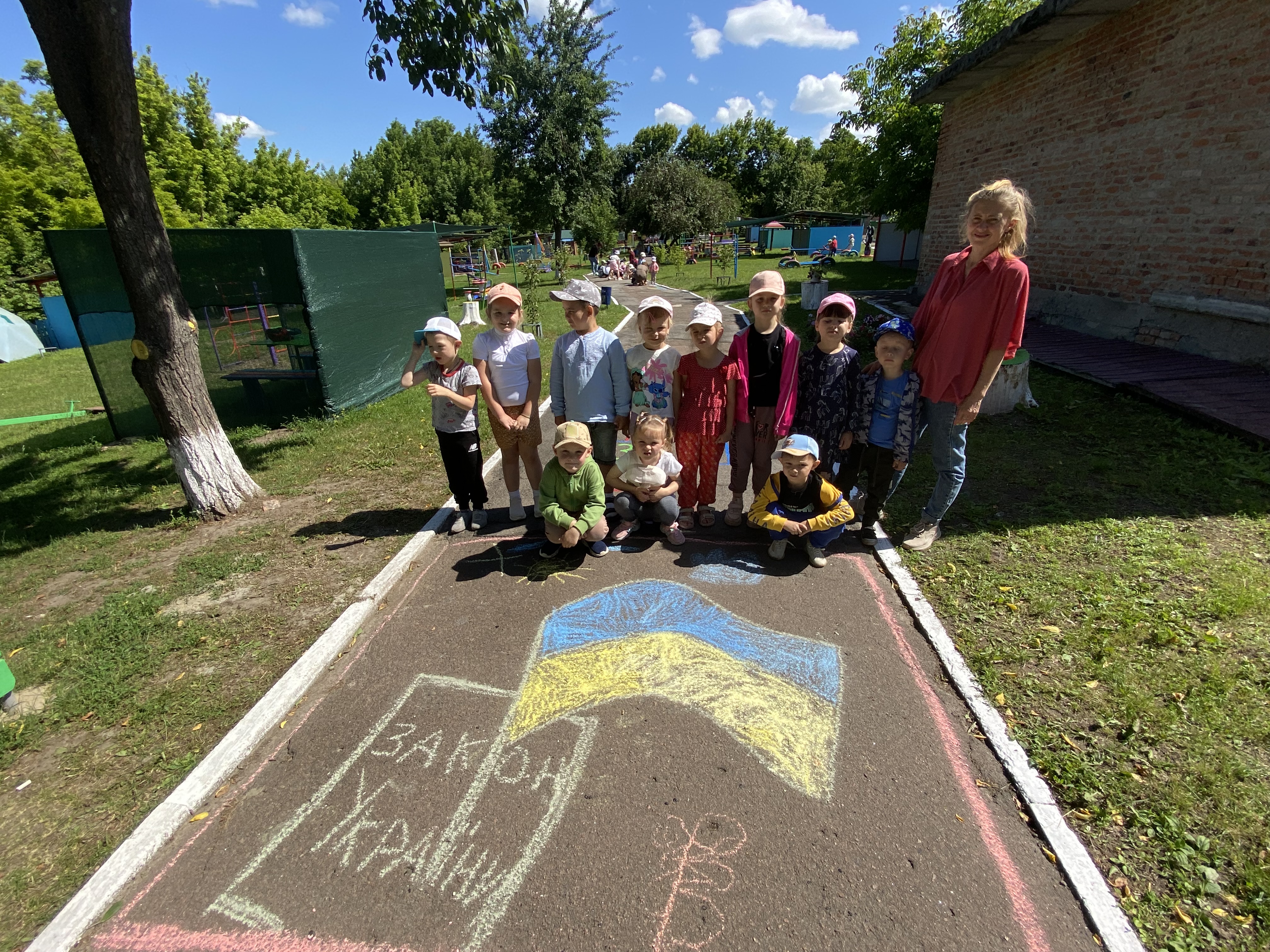 Фото без опису