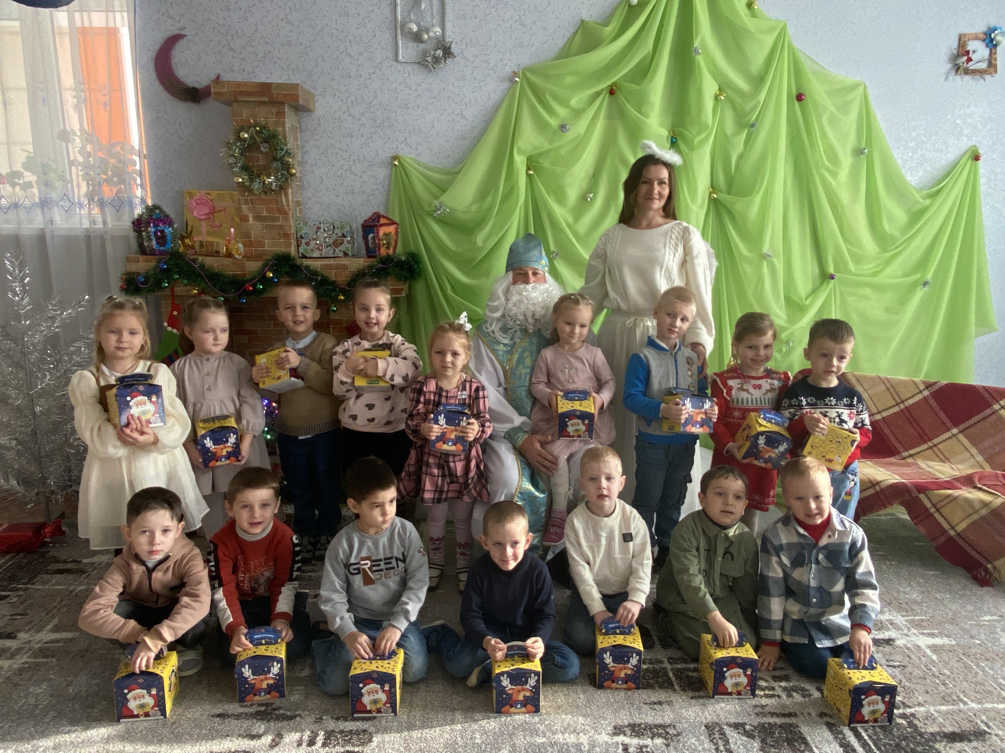 Фото без опису