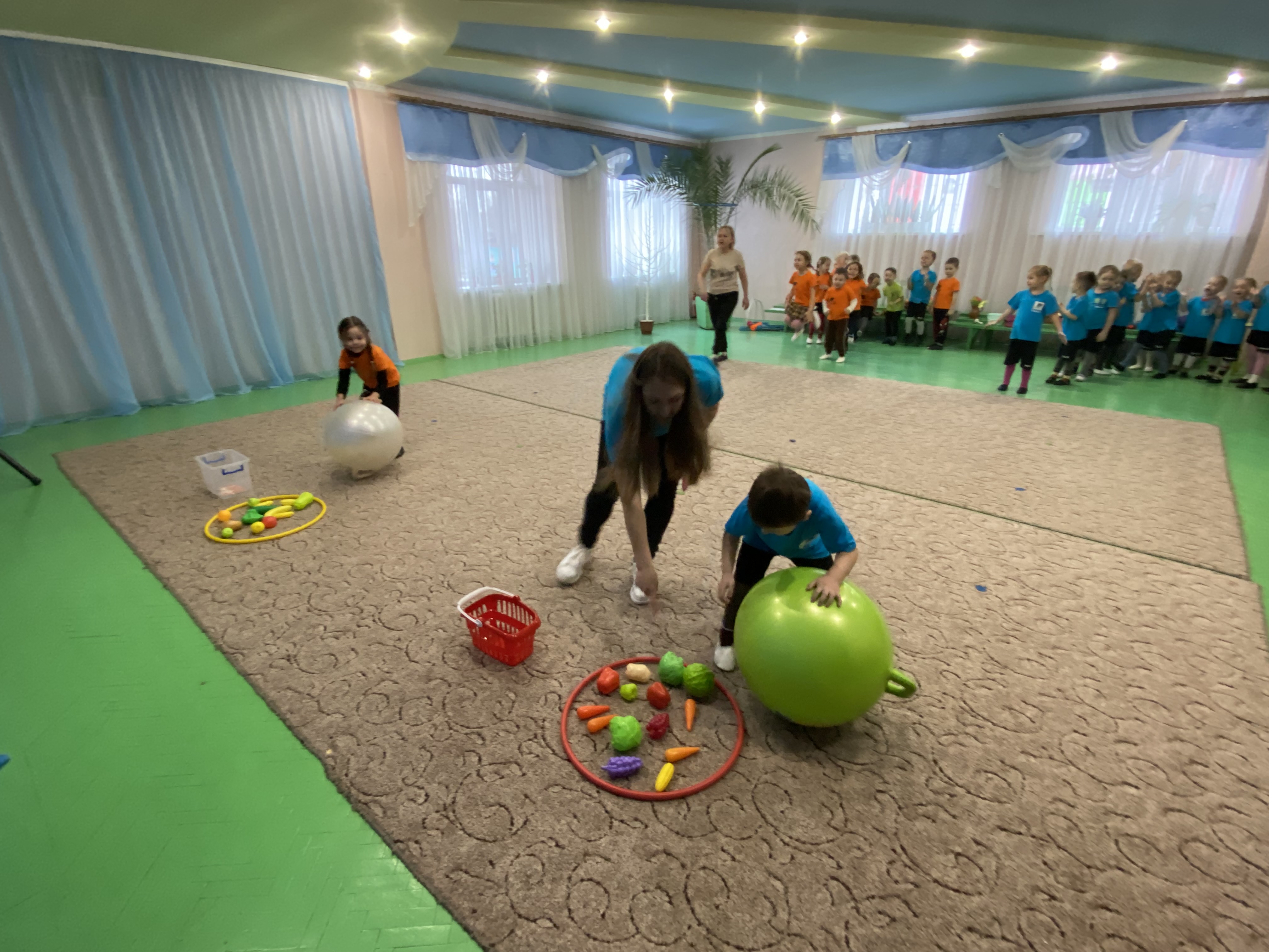 Фото без опису