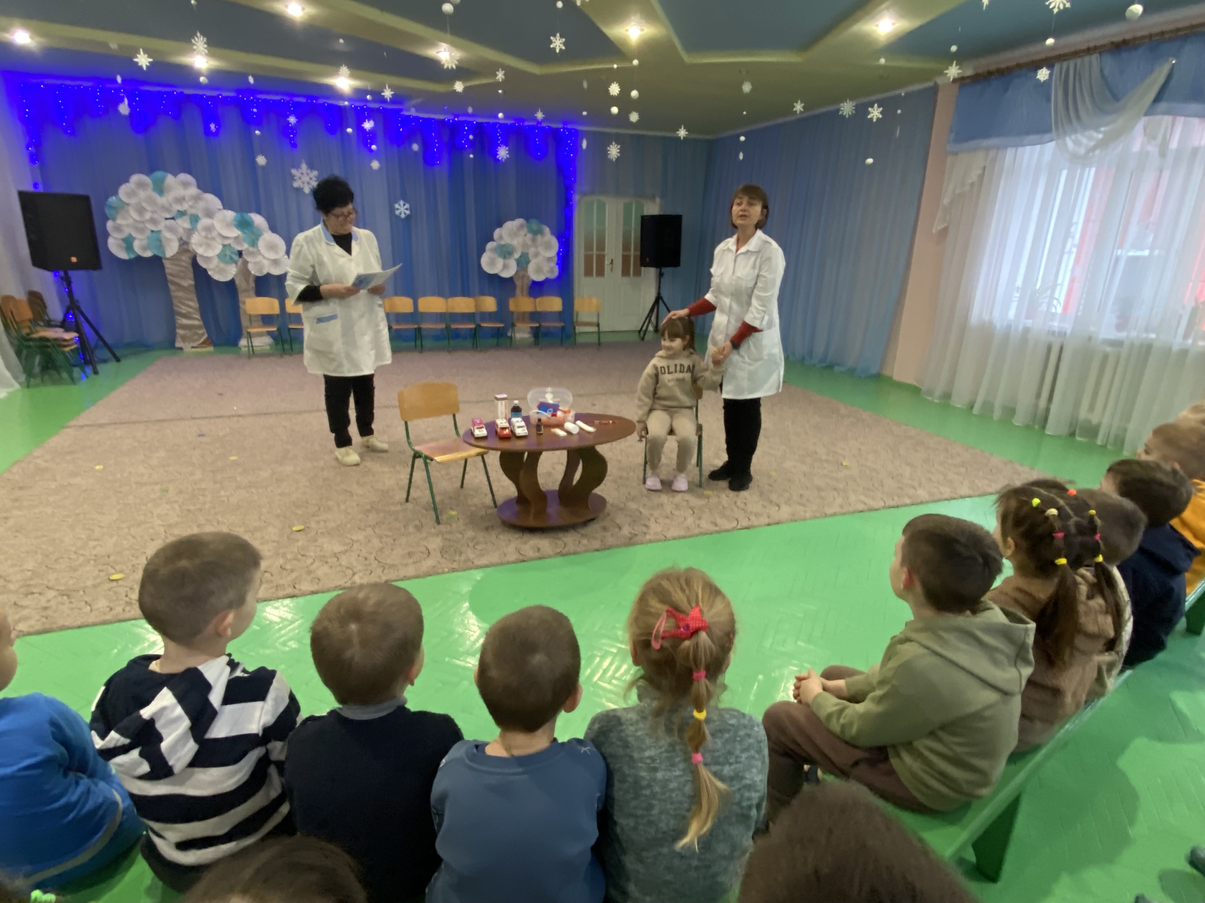 Фото без опису