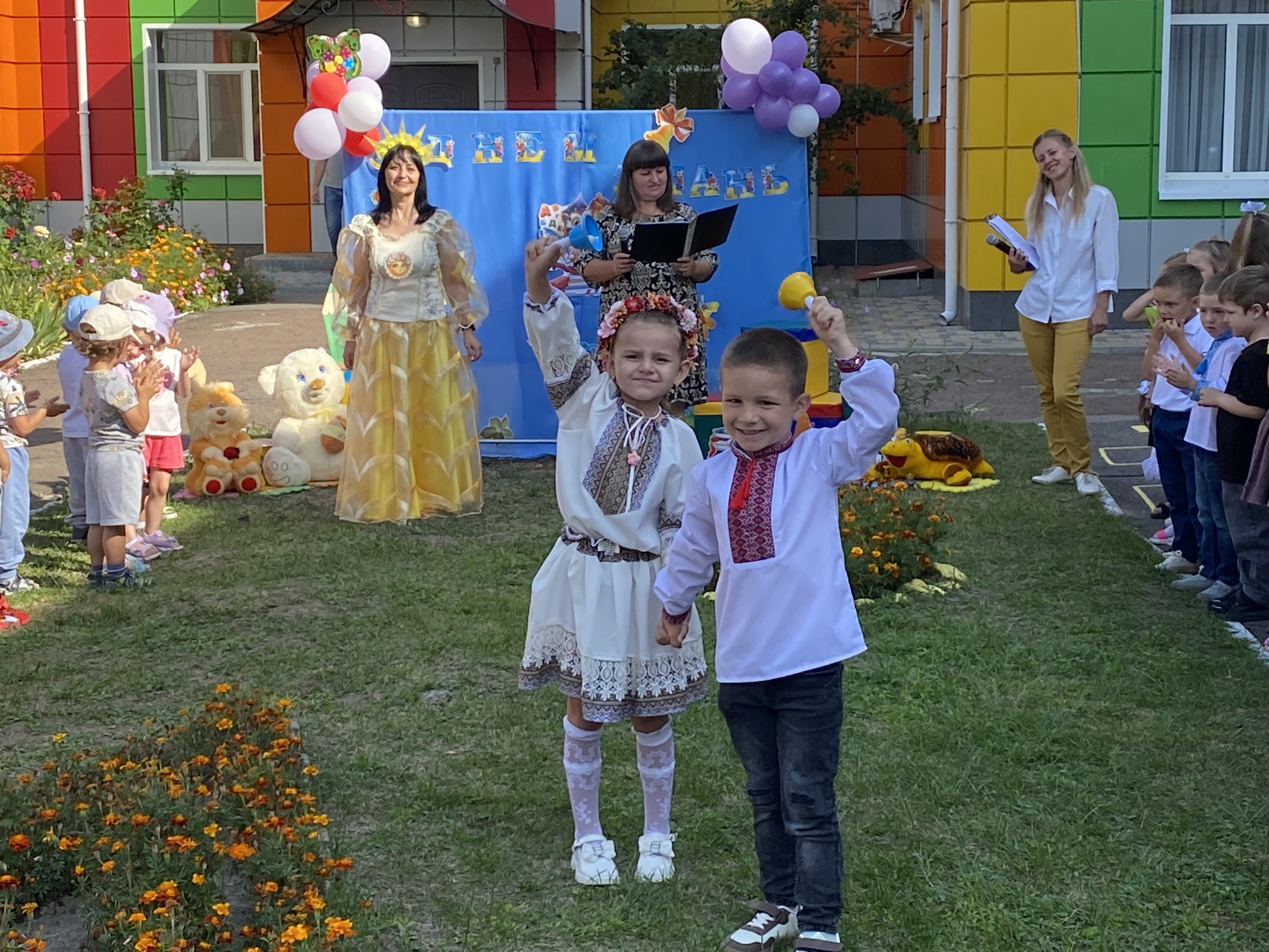 Фото без опису