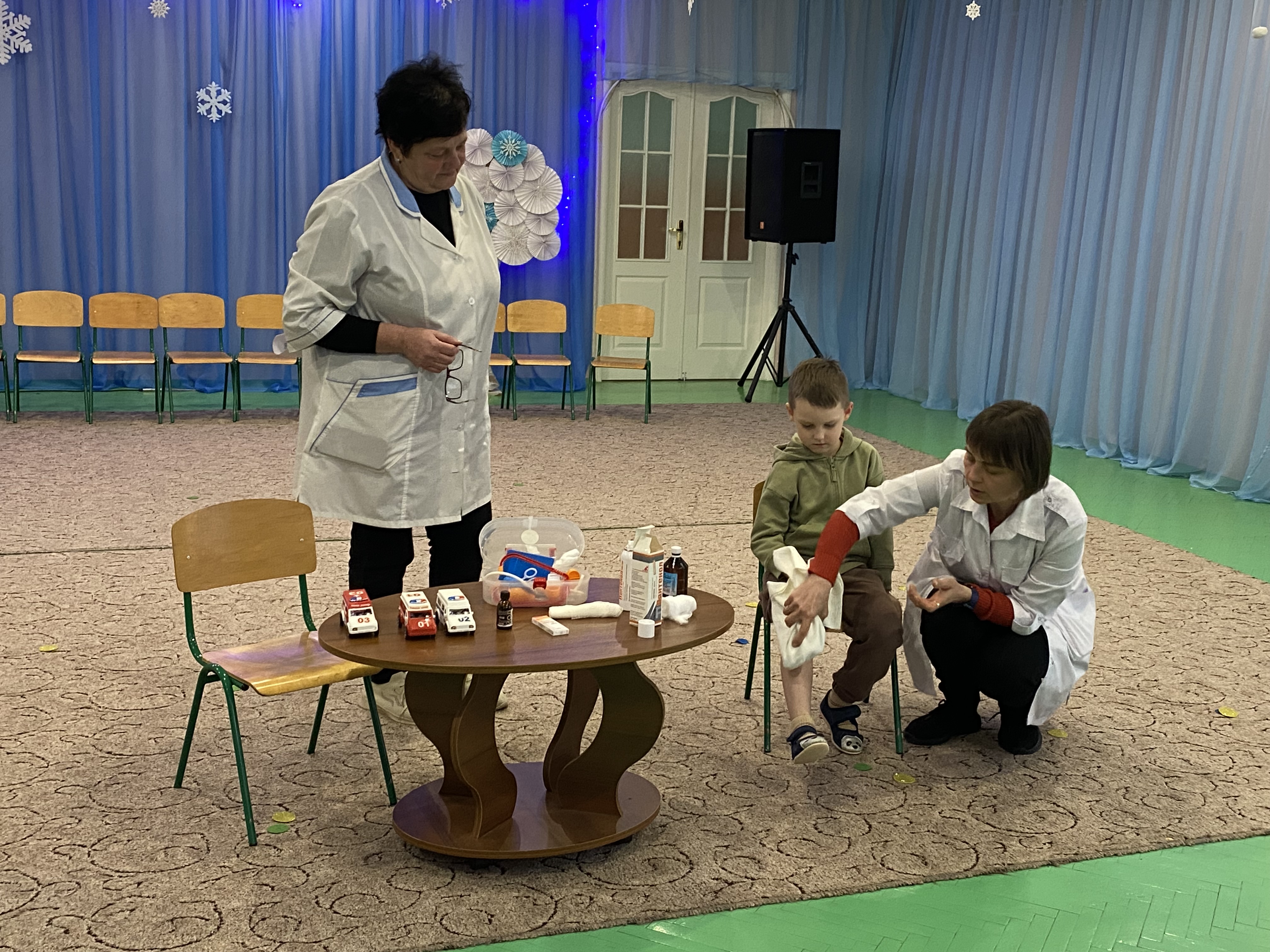 Фото без опису