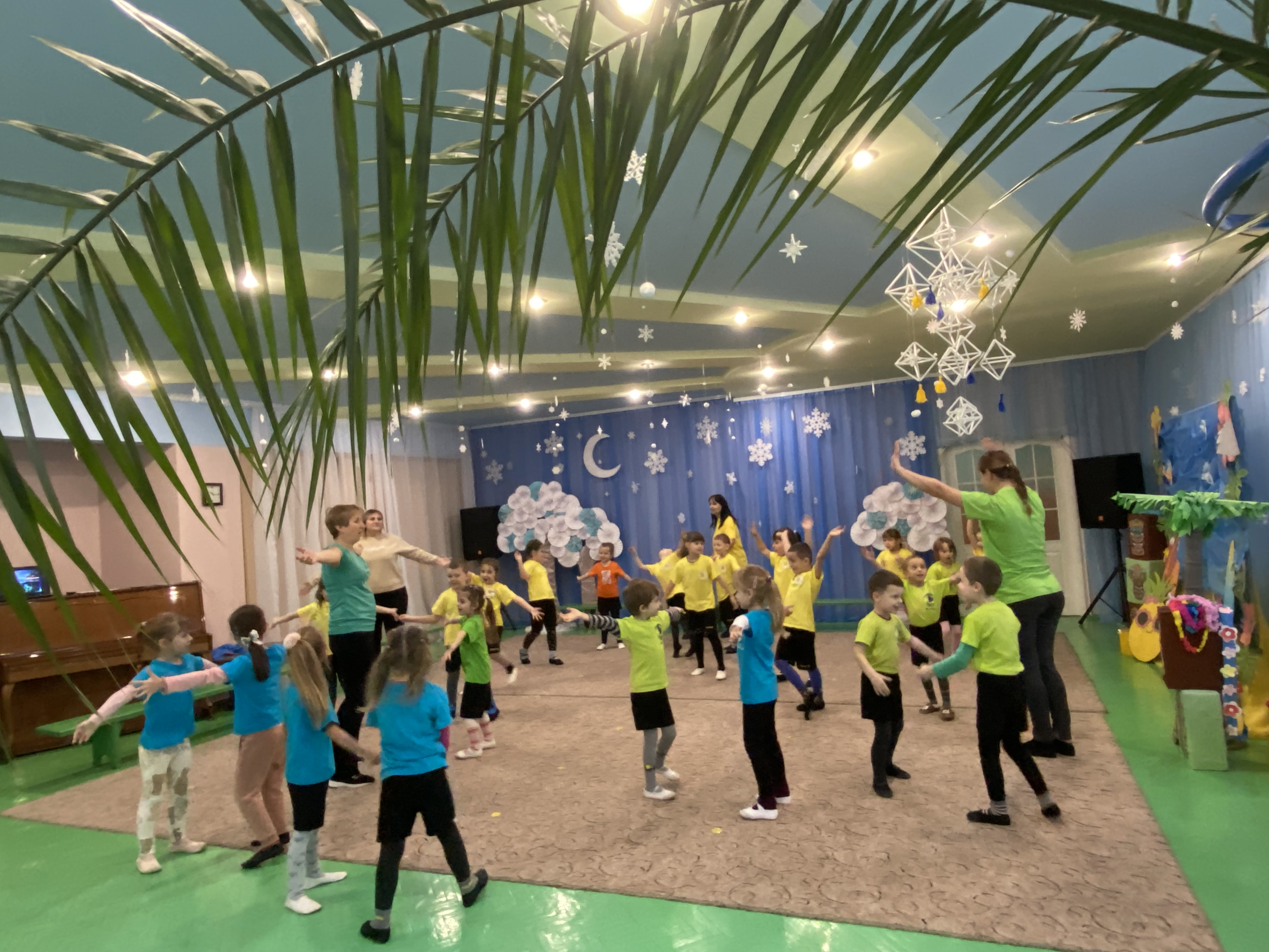 Фото без опису