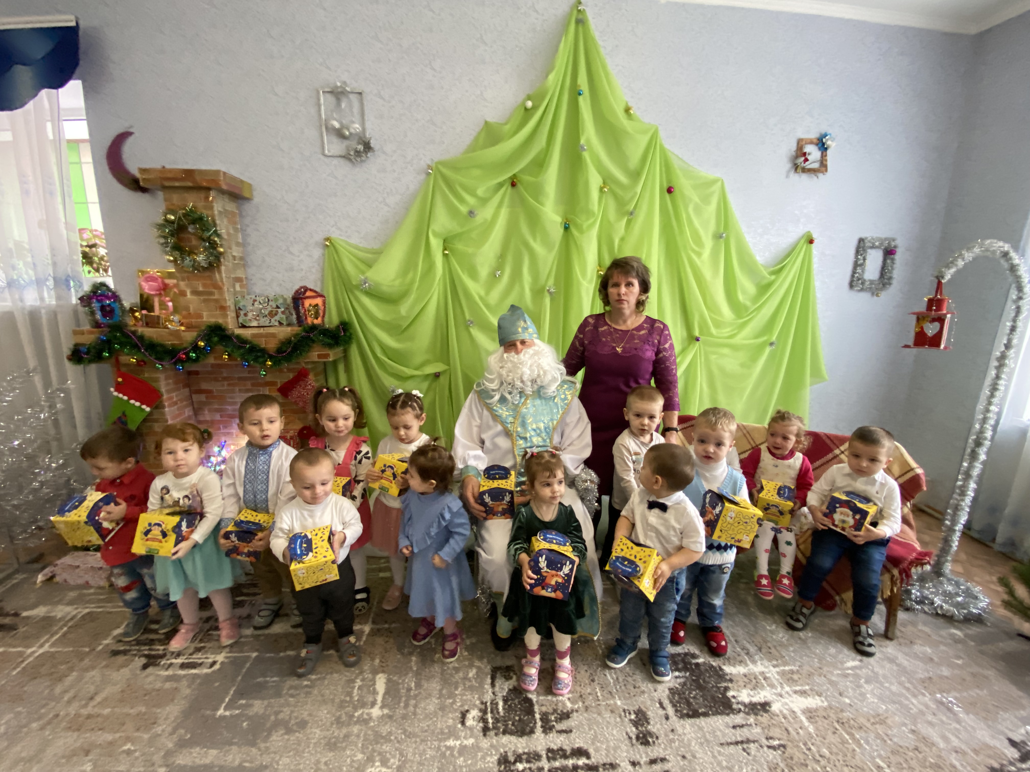 Фото без опису