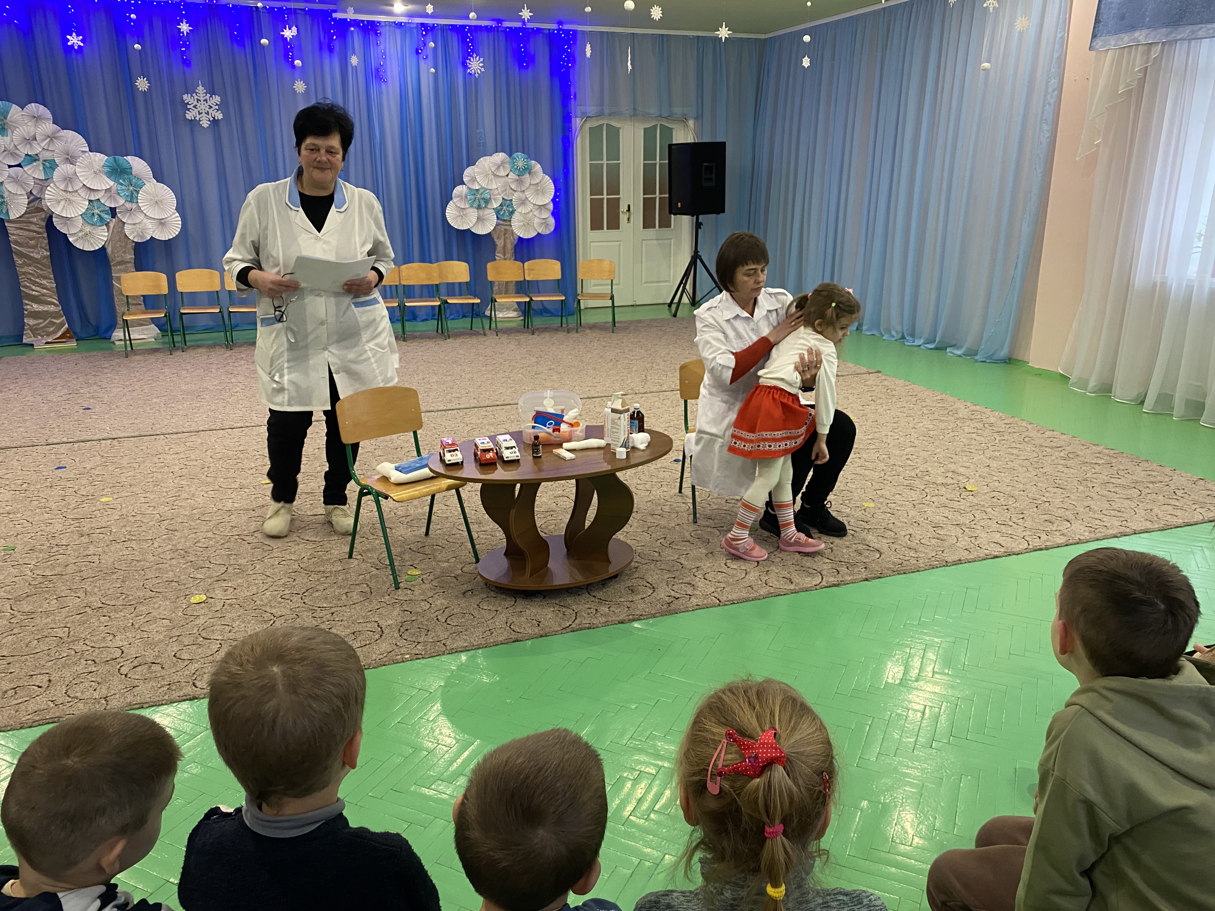 Фото без опису