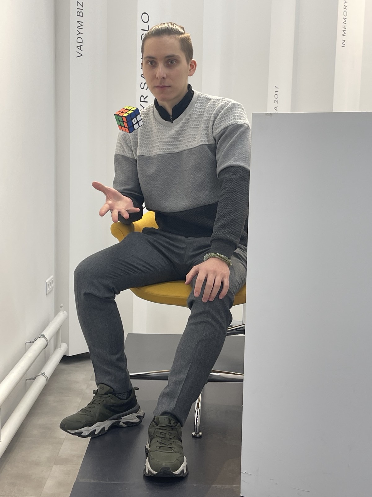 Фото без опису