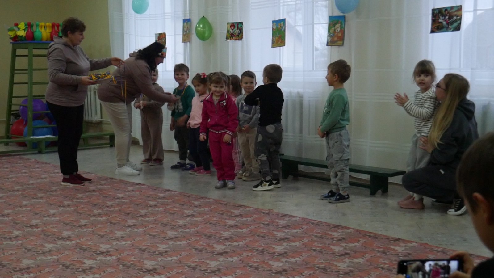 Фото без опису