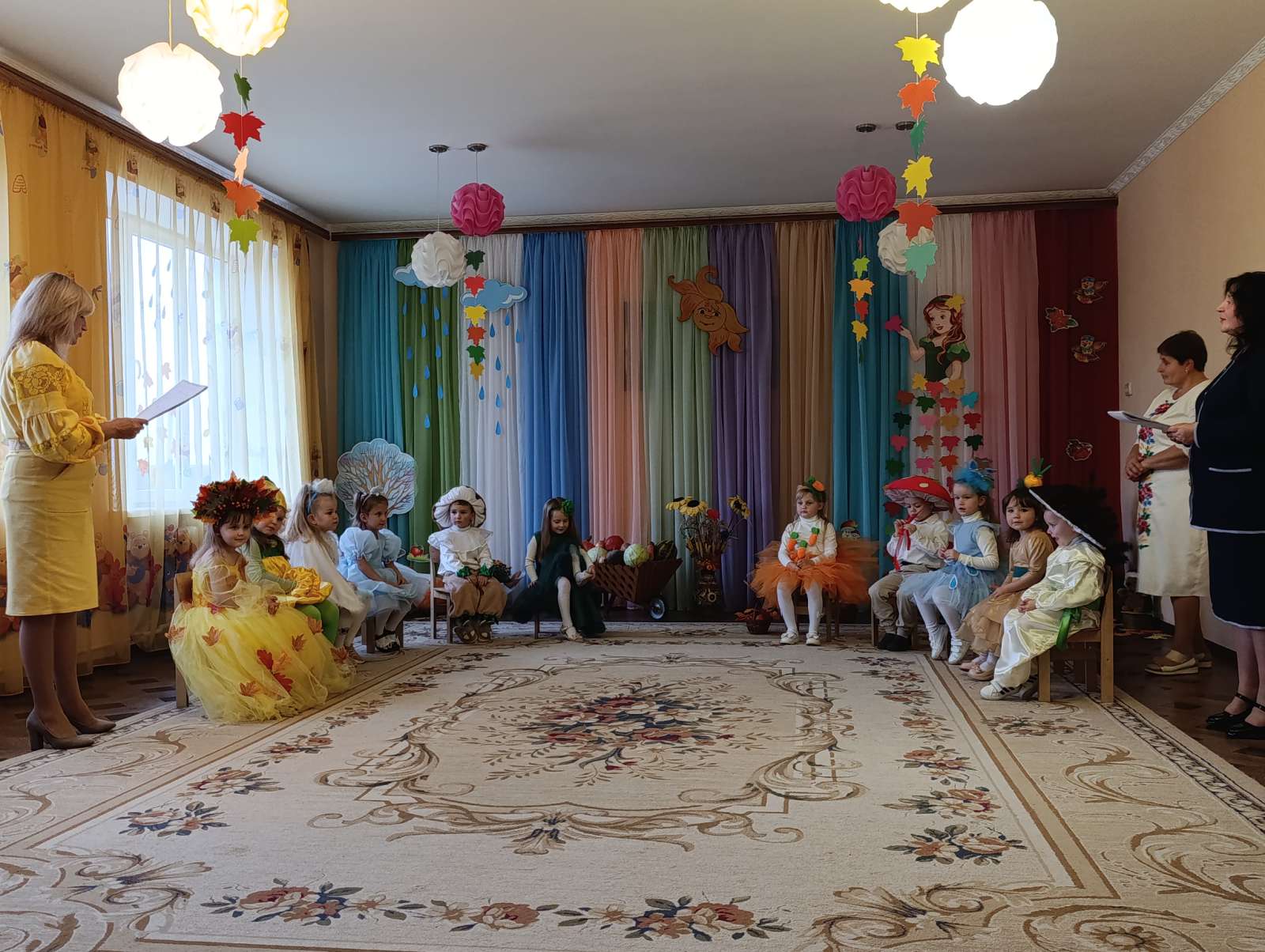 Фото без опису