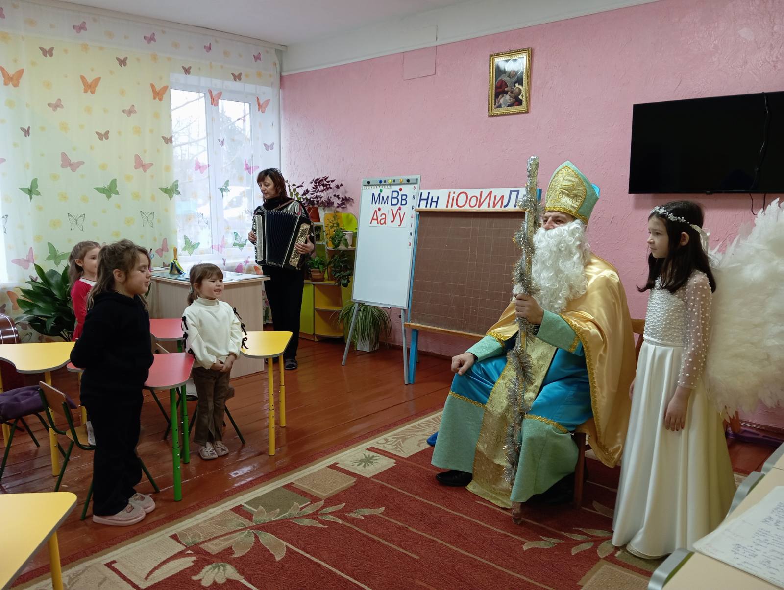Фото без опису