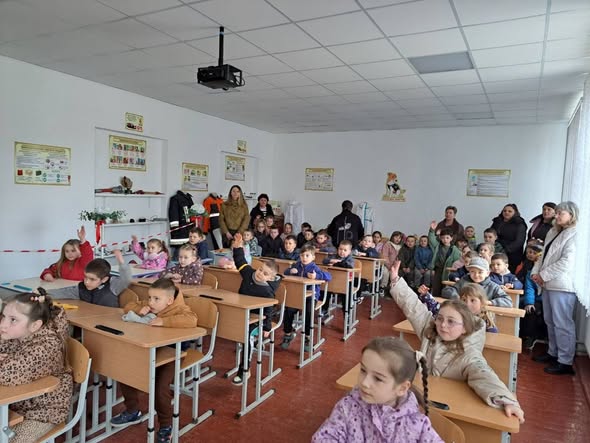 Фото без опису