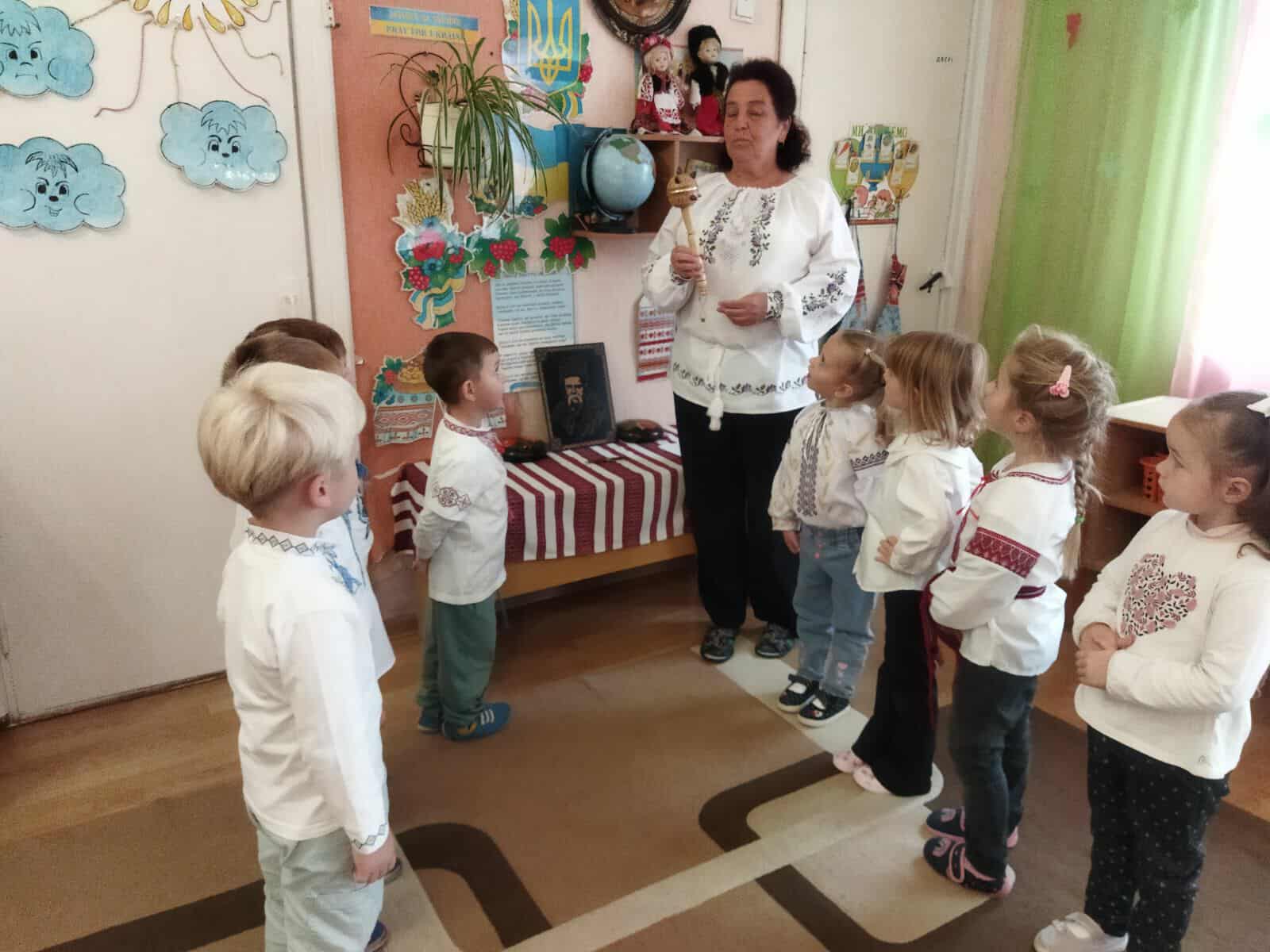 Фото без опису