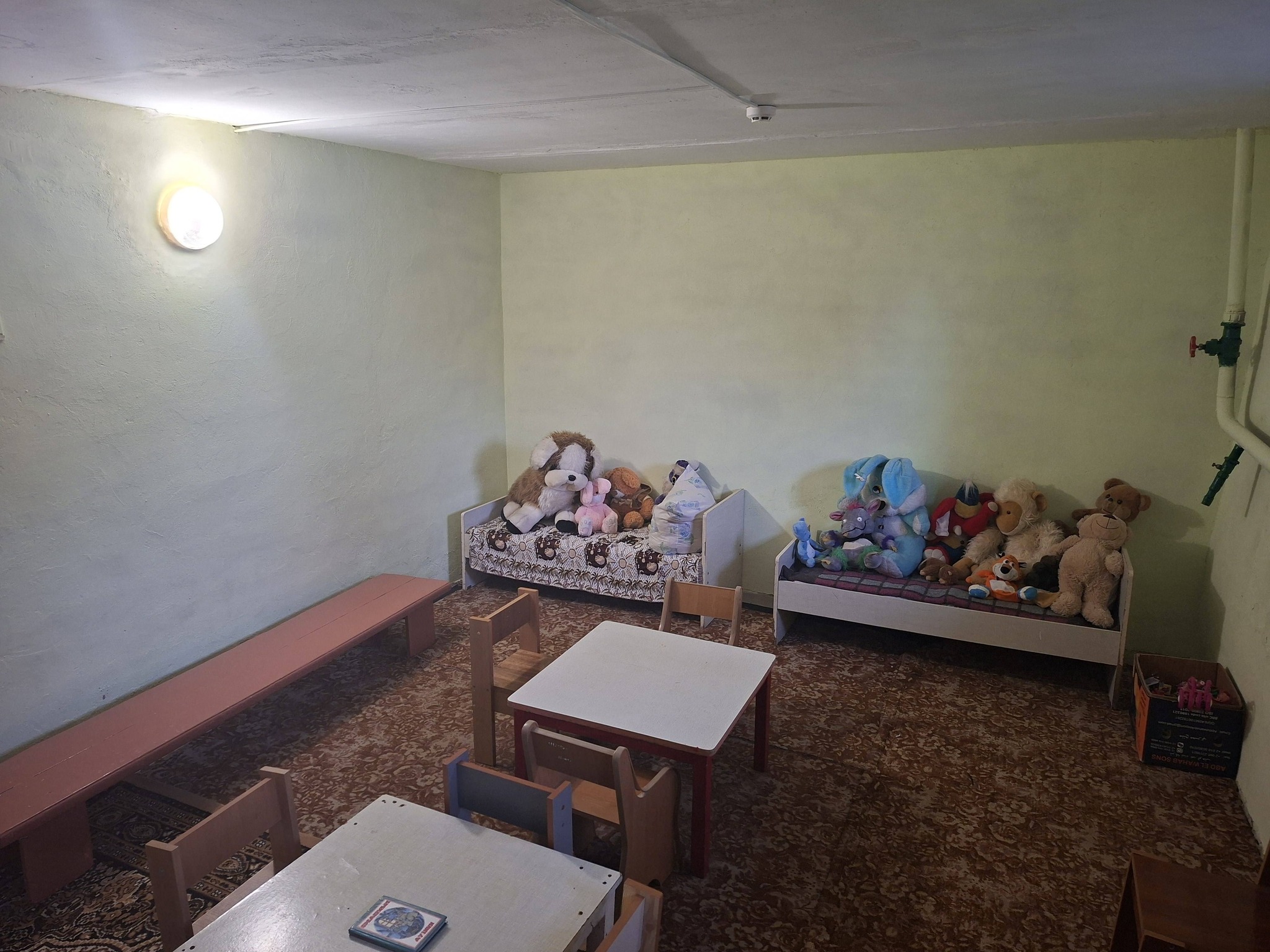 Фото без опису