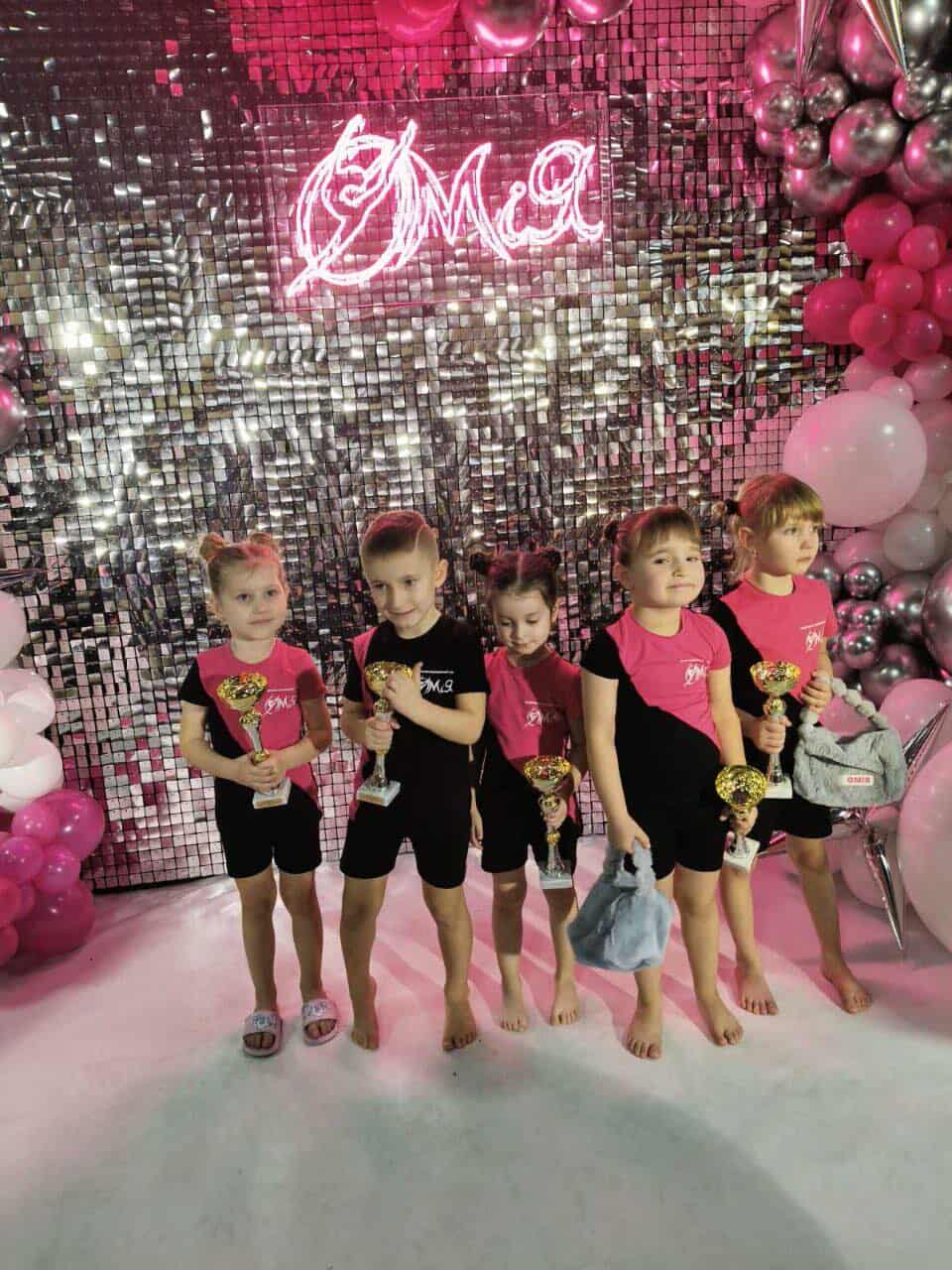 Фото без опису