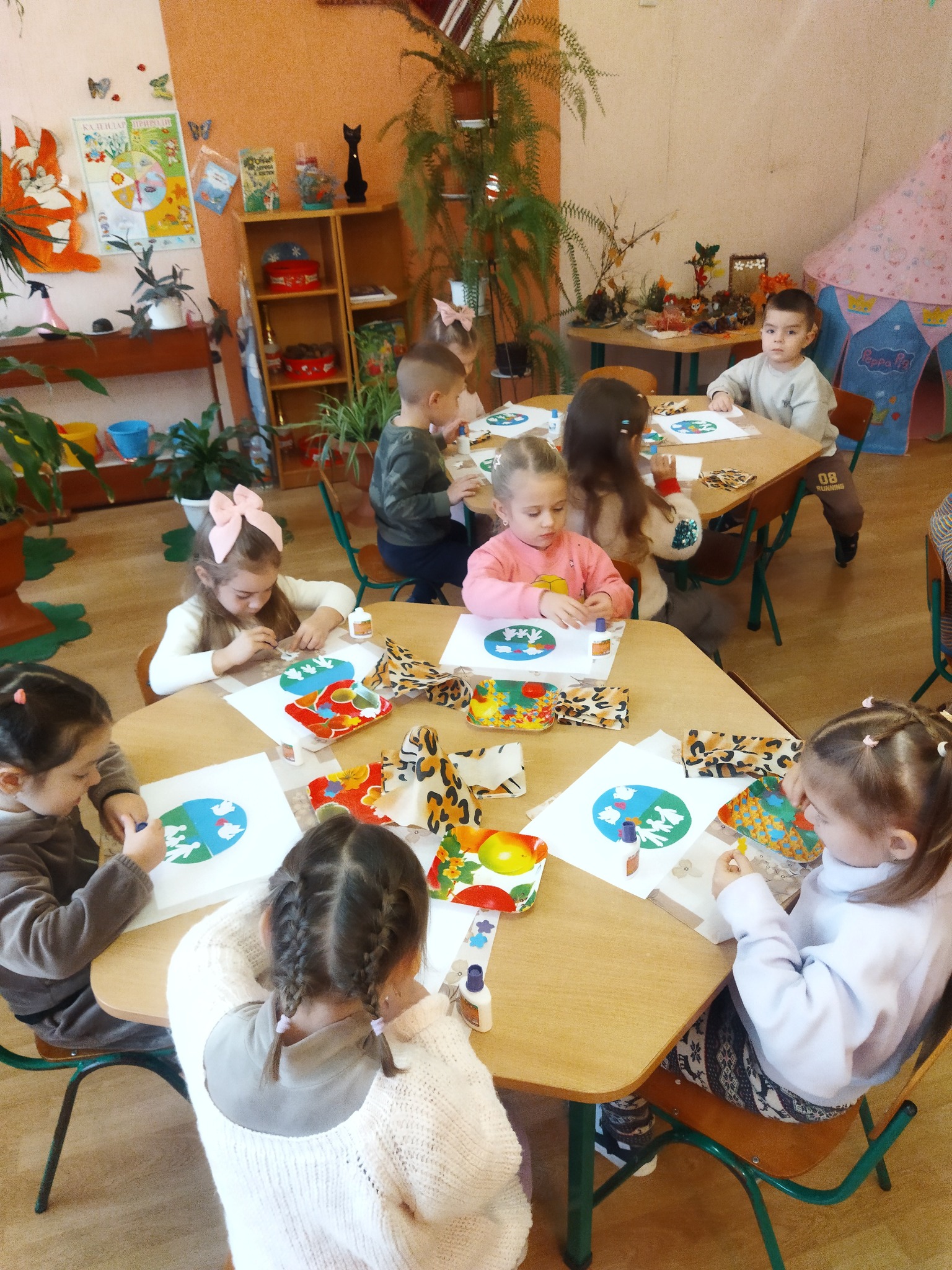 Фото без опису