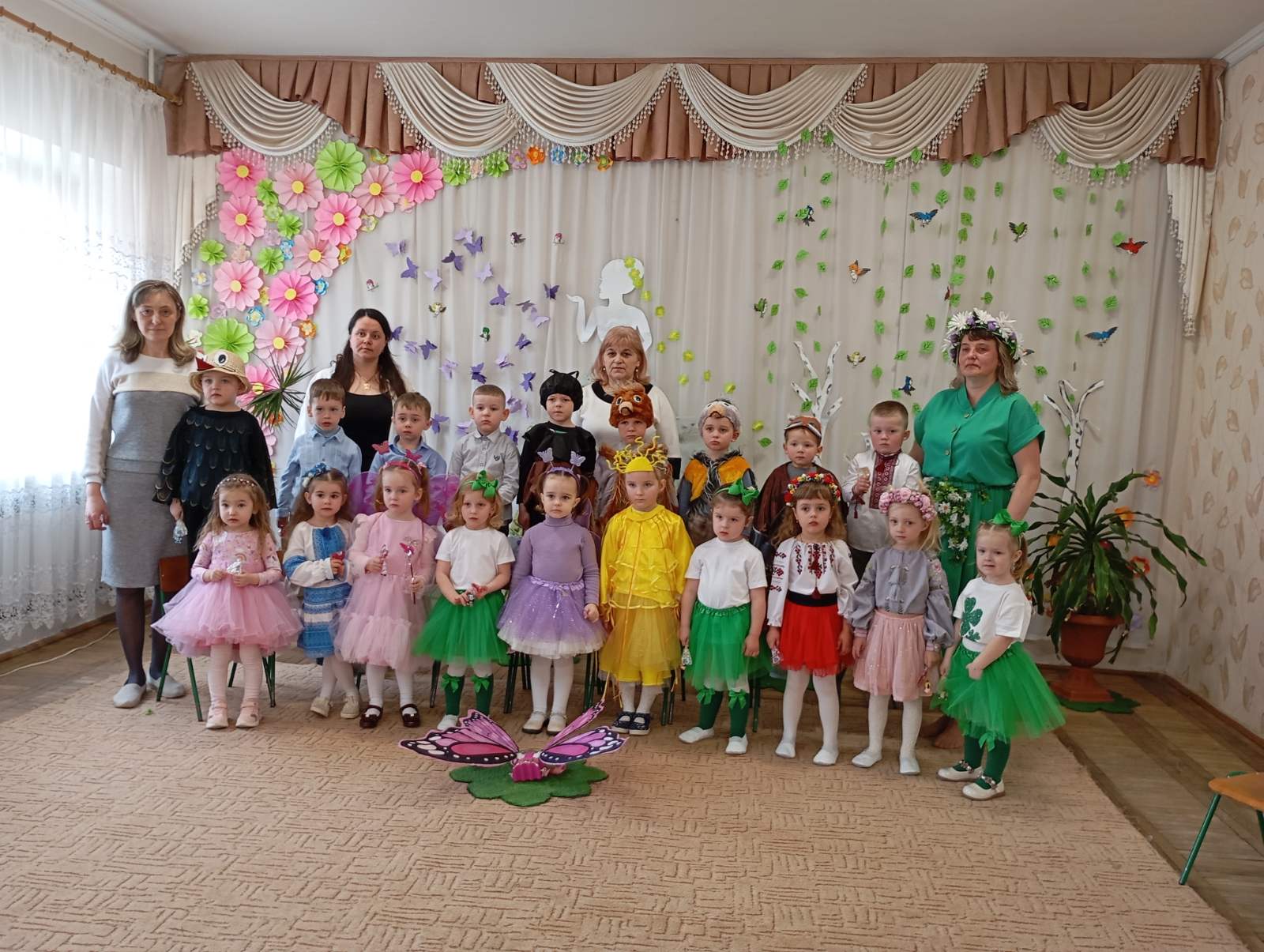 Фото без опису