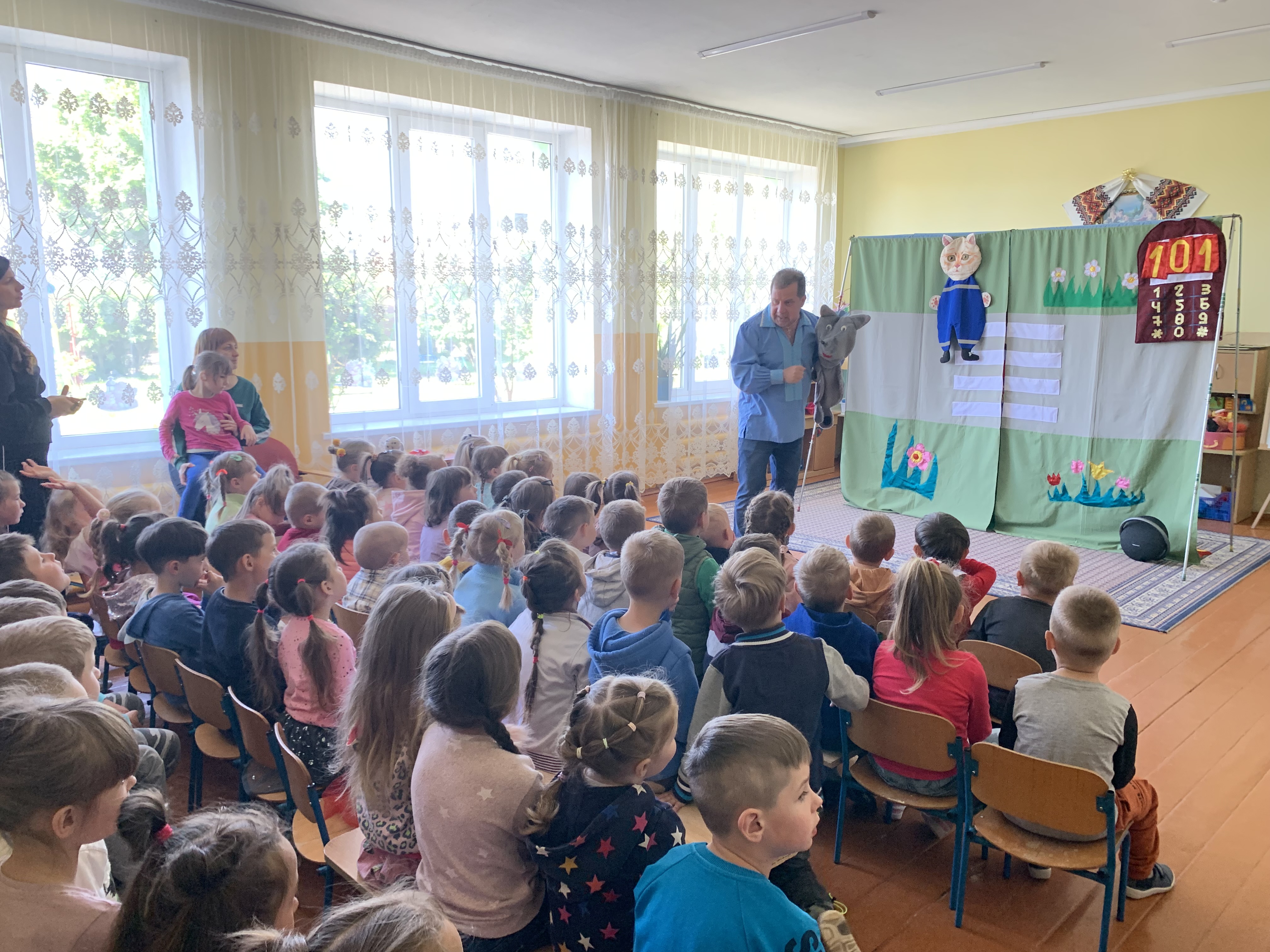 Фото без опису