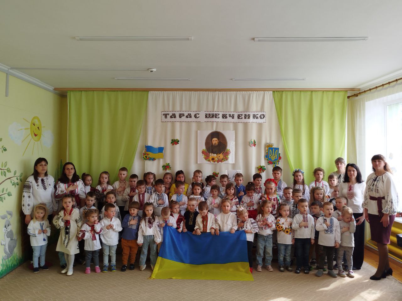 Фото без опису