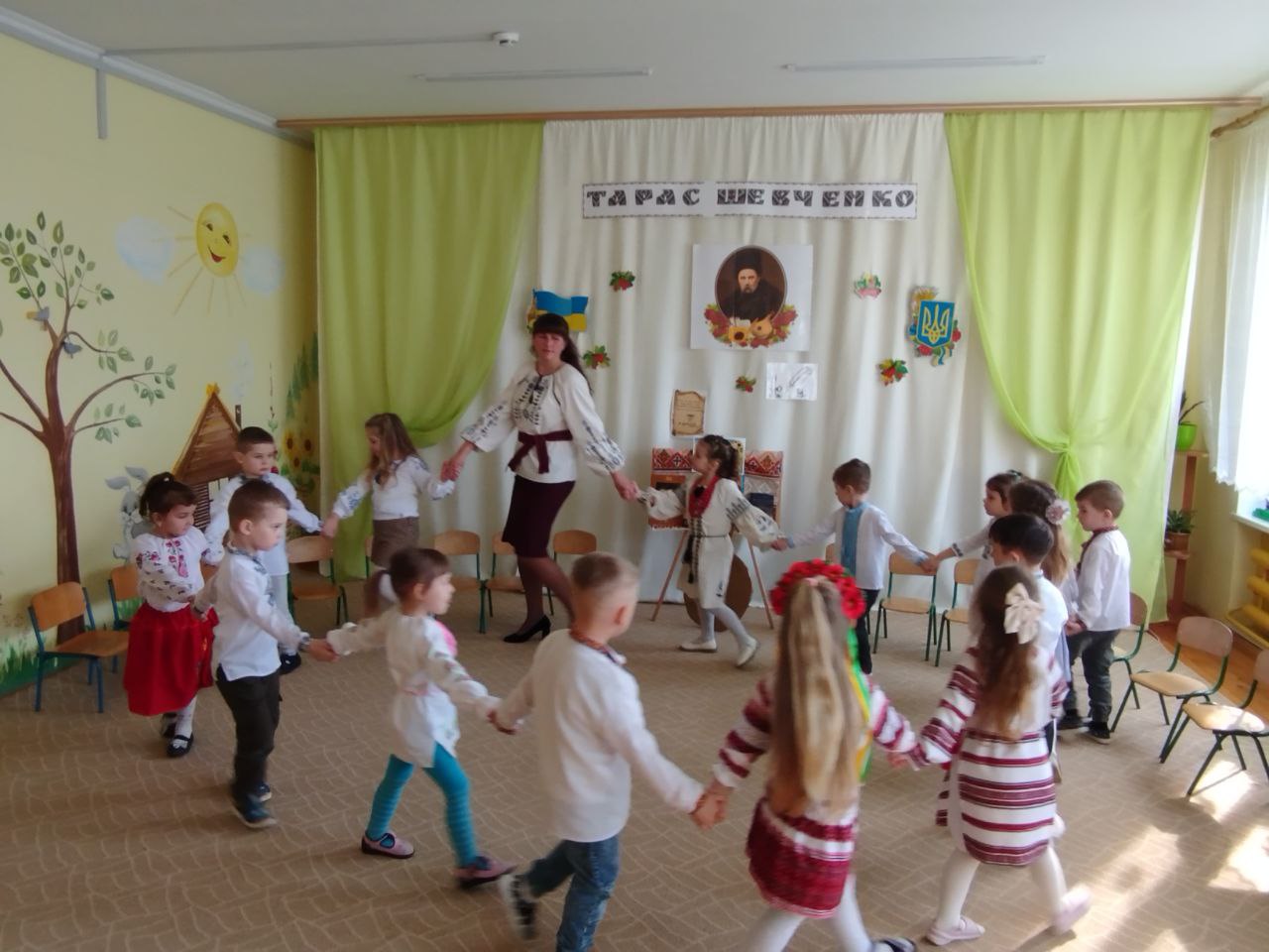 Фото без опису