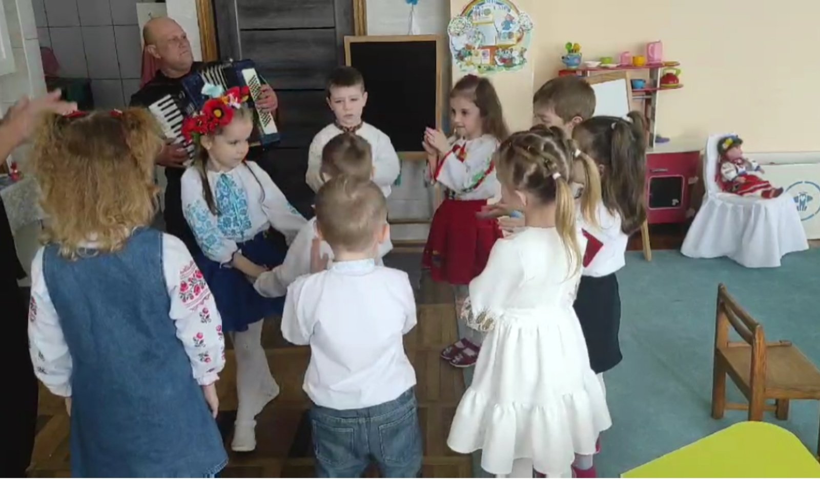 Фото без опису