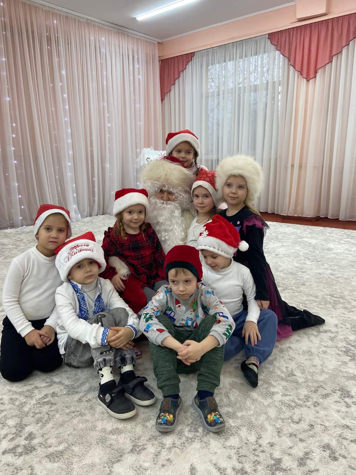 Фото без опису