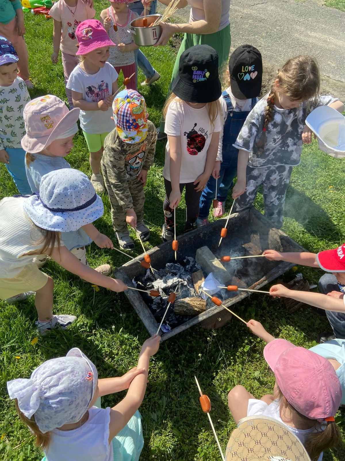 Фото без опису