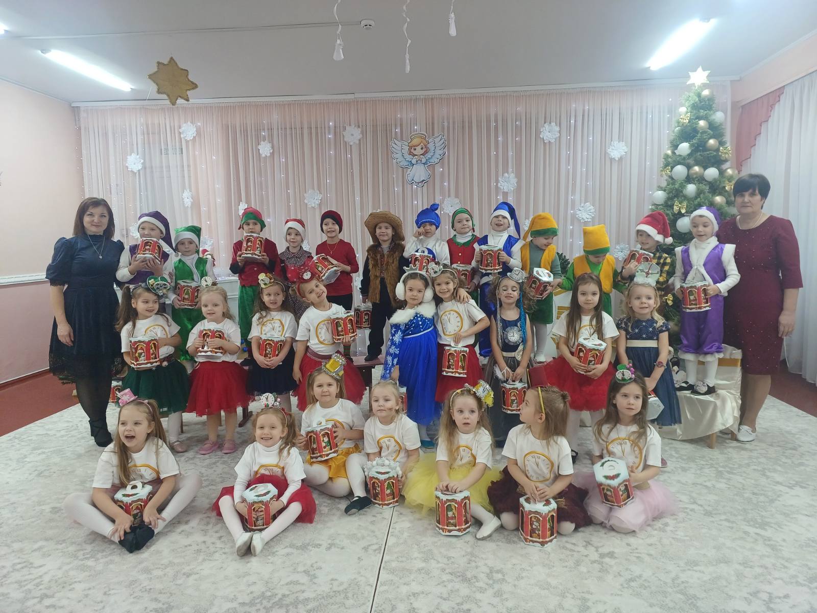 Фото без опису