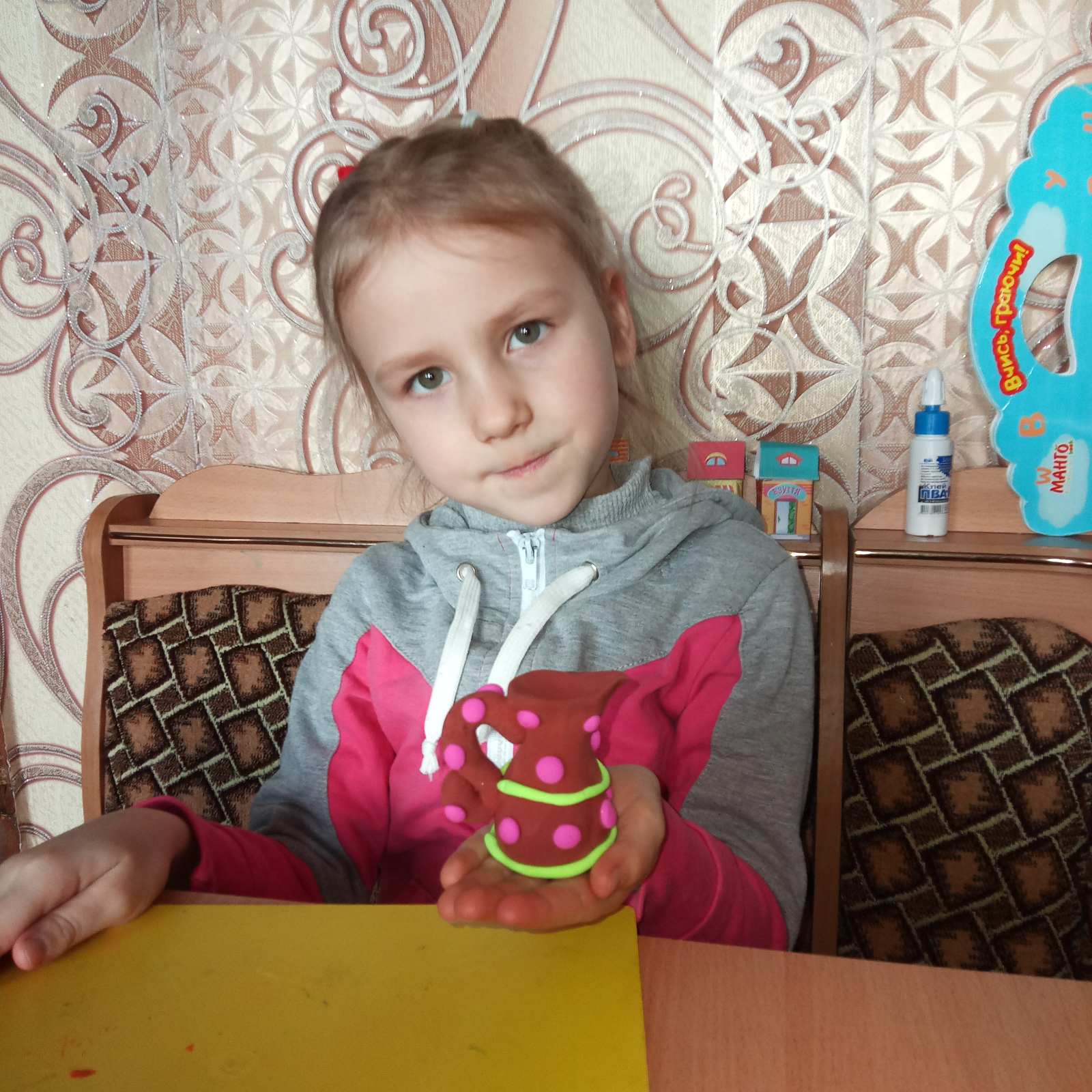 Фото без опису