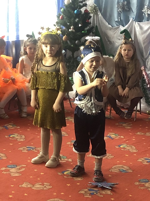 Фото без опису