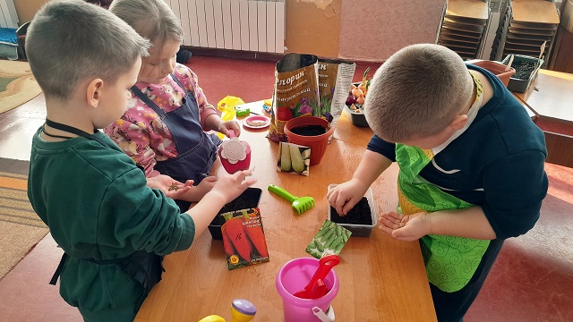 Фото без опису