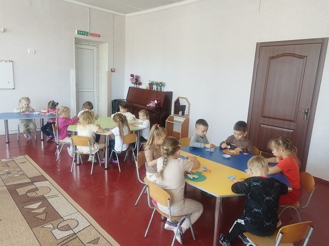 Фото без опису