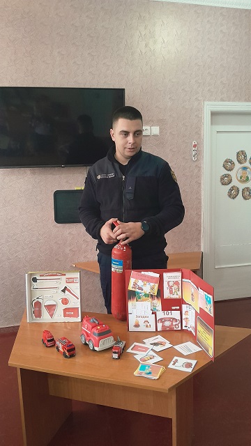 Фото без опису