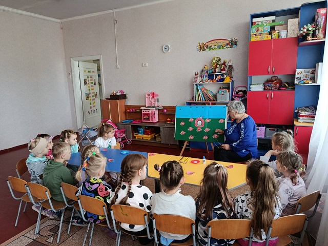 Фото без опису