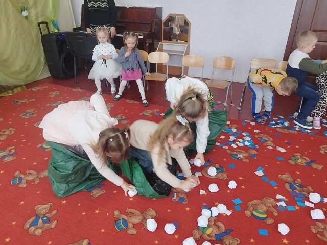 Фото без опису