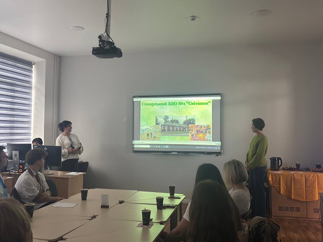 Фото без опису