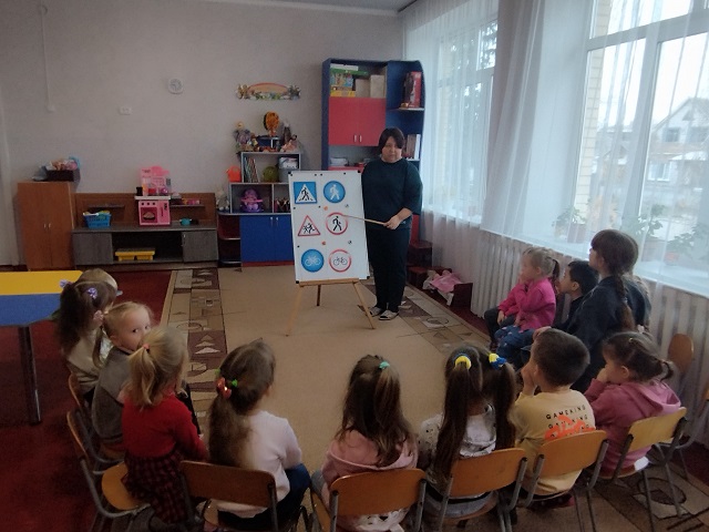 Фото без опису