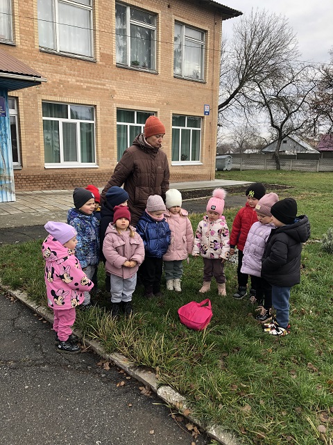 Фото без опису