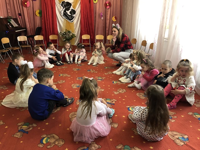 Фото без опису