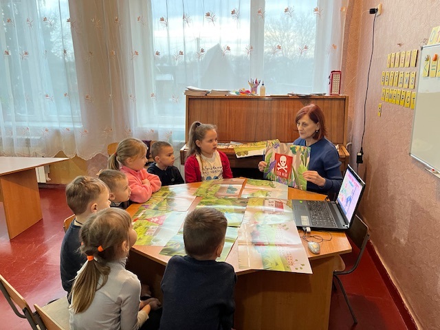 Фото без опису