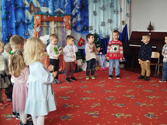 Фото без опису