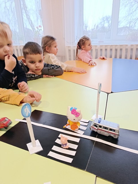 Фото без опису