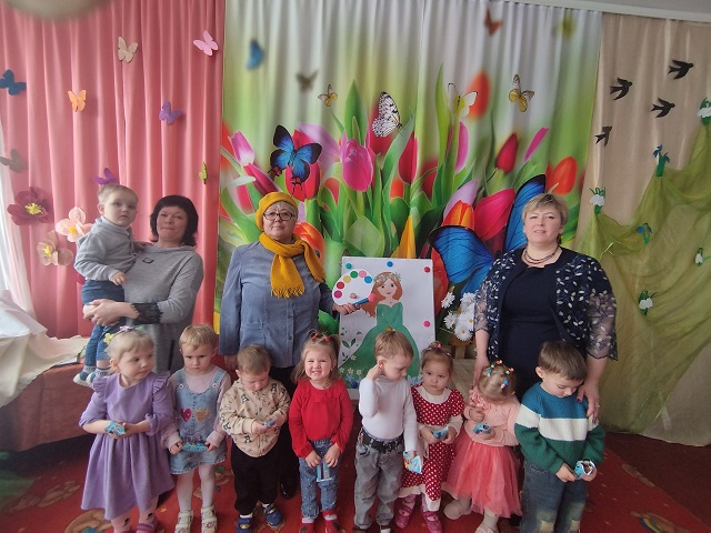 Фото без опису