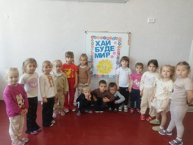 Фото без опису