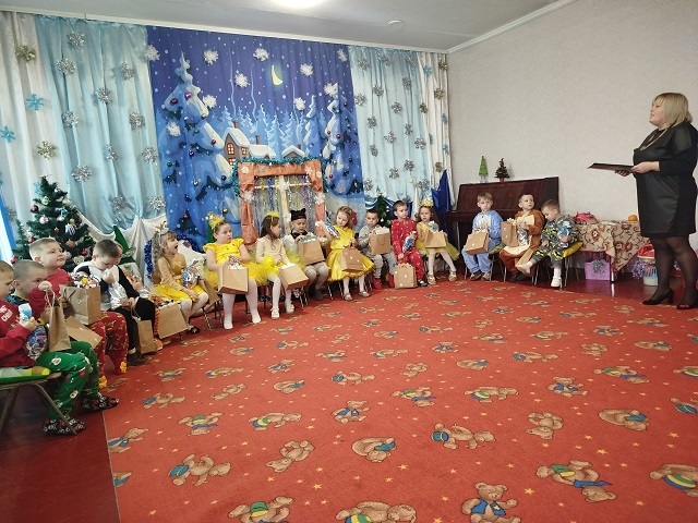 Фото без опису